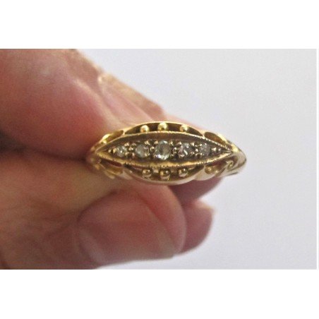 18k gold diamonds ring