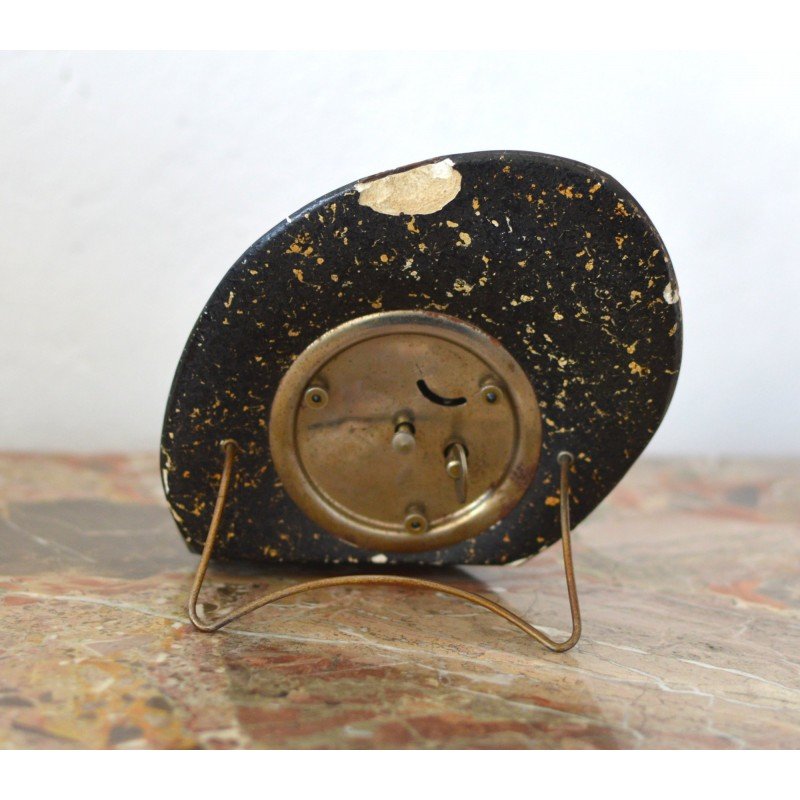Table clock with solid Paua shell case