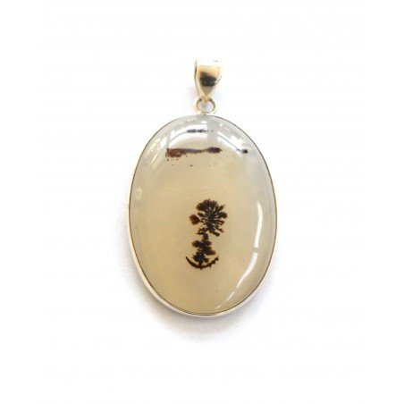 Silver pendant with dendritic scenic agate
