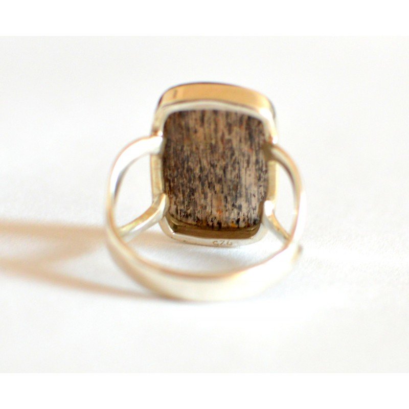 Silver ring with rainbow sunstone, Tanzania