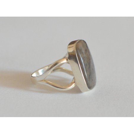 Silver ring with rainbow sunstone, Tanzania