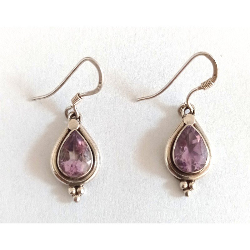 Silver earrings with amethyst