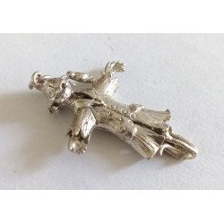 Articulated silver scarecrow pendant 2