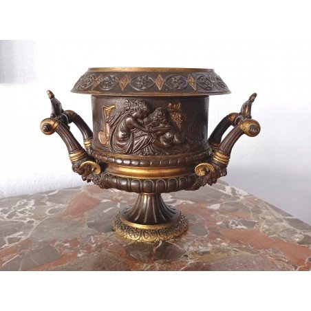 Neoclassical bronze vase/urn