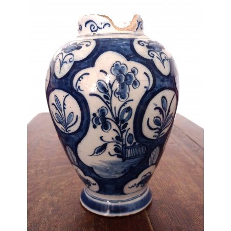 Delft vessel, 18th-19th century