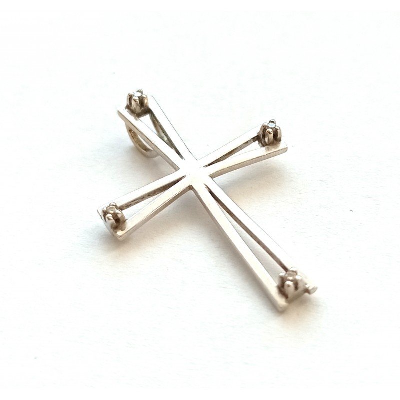 18k white gold cross with diamonds