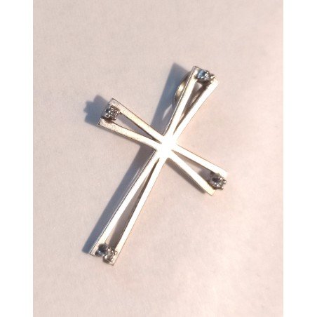 18k white gold cross with diamonds