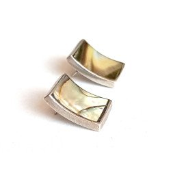 Silver earrings with mother-of-pearl