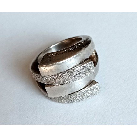 Heavy Brutalist silver ring, Pianegonda