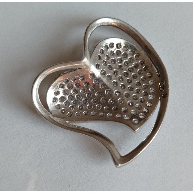 Silver pendant with crystals