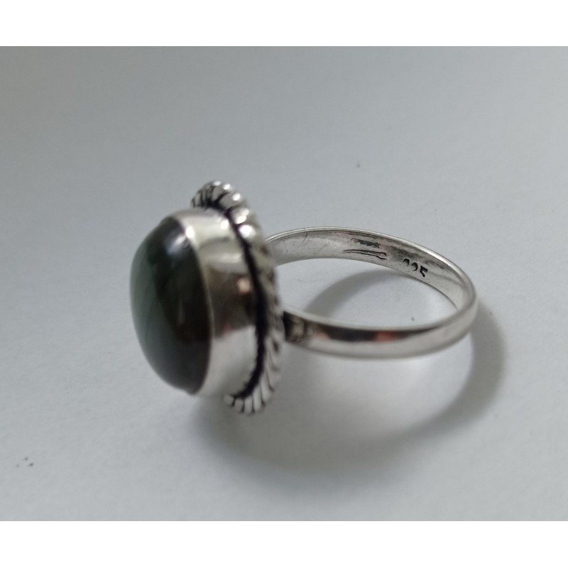 Silver ring with labradorite