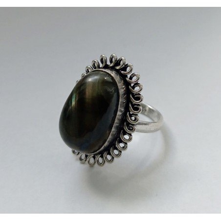 Silver ring with labradorite