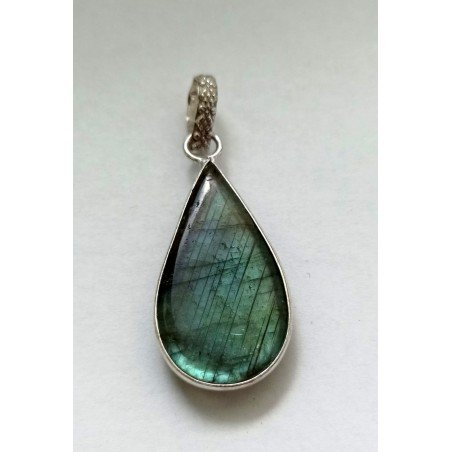 Silver pendant with labradorite