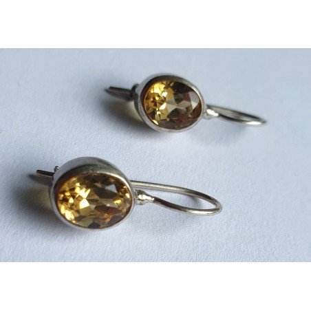 Silver earrings with citrine