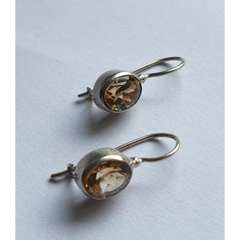 Silver earrings with citrine