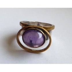 Modernist silver ring with amethyst