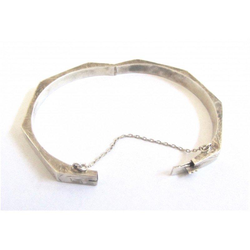 Octagonal silver bracelet