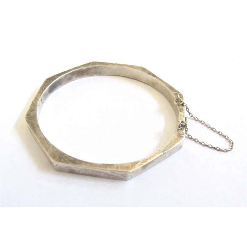 Octagonal silver bracelet