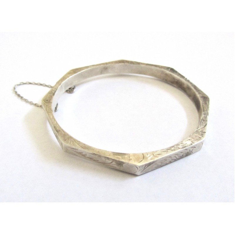 Octagonal silver bracelet