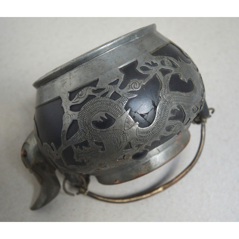 Hor Chung Weihaiwei ceramic teapot with...