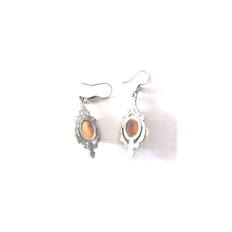 Silver earrings with amber