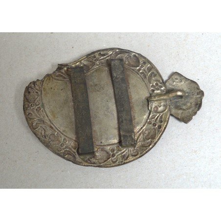 Antique white metal and mother-of-pearl belt buckle decorated with Saint Helen, 18th-19th century