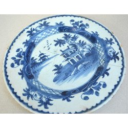 Farfurie de Lambeth decorata cu motive chinezesti Anglia sec 18