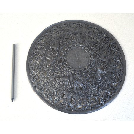 Cast iron fruit bowl, England, 19th century