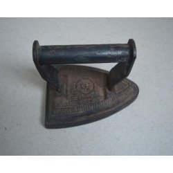 Antique cast iron flat iron