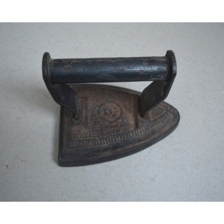 Antique cast iron flat iron