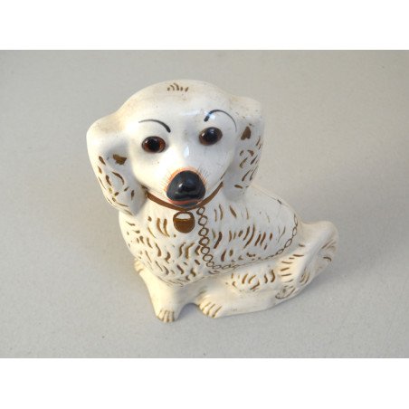 Staffordshire spaniel figure, 19th century