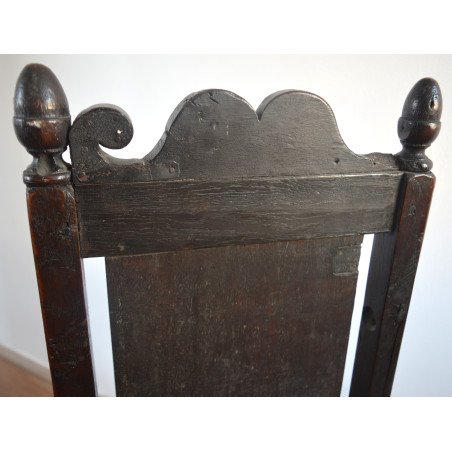 Scaun de stejar decorat cu dragoni Anglia sec 18