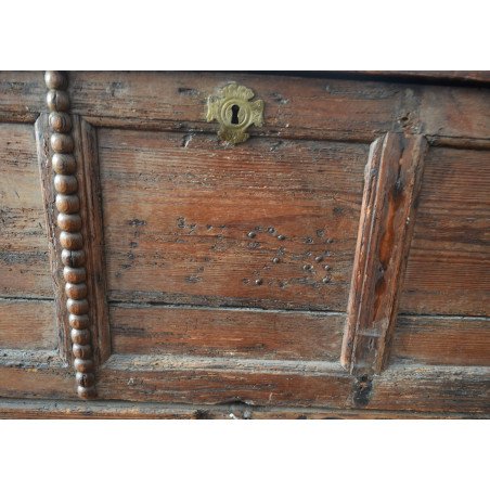 Pine chest with drawer, England, 1728