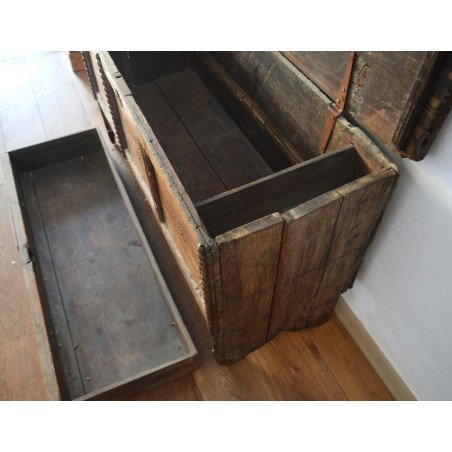 Pine chest with drawer, England, 1728
