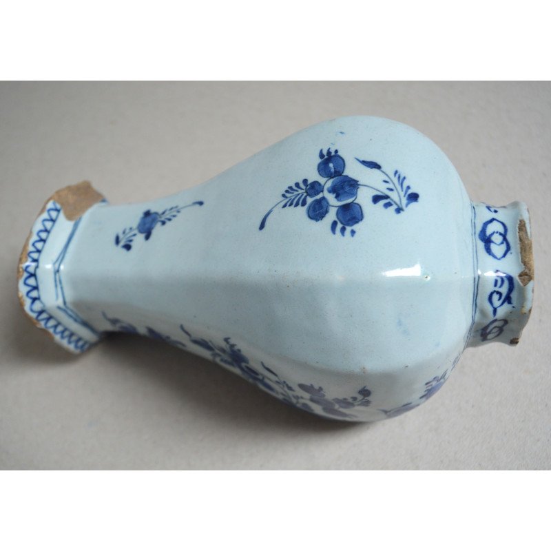 Delft vessel, 18th century