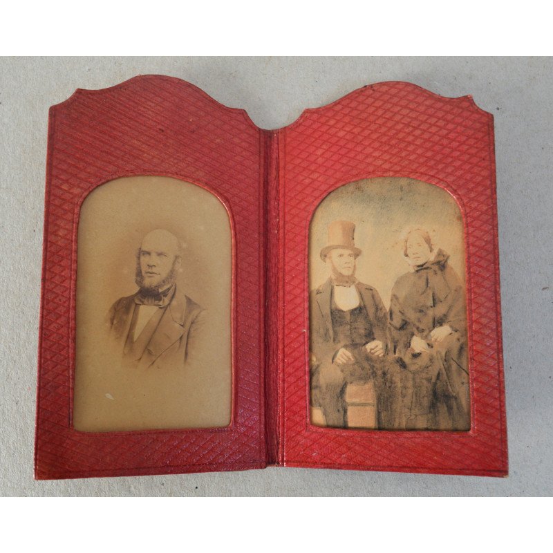2 photographs, 19th century