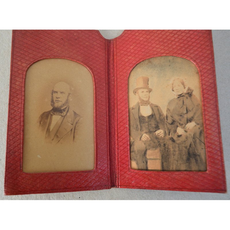 2 photographs, 19th century