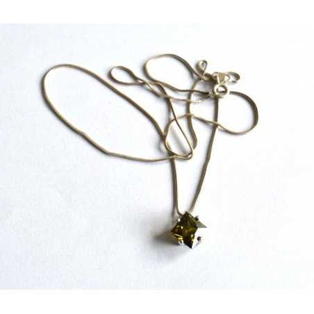 Silver chain and pendant with diopside