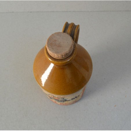 Yankee Doodle Draft Root Beer ceramic vessel, 1946
