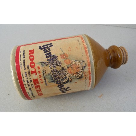 Yankee Doodle Draft Root Beer ceramic vessel, 1946