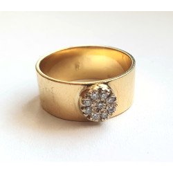 18k gold wedding band with diamonds 2