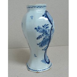 Vas Delft, secol XVIII – Lampetkan, marcat „LPKan” cca 1750-1780
