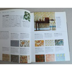 Charlotte Kelley "The Arts and Crafts Sourcebook" Thames & Hudson 2001