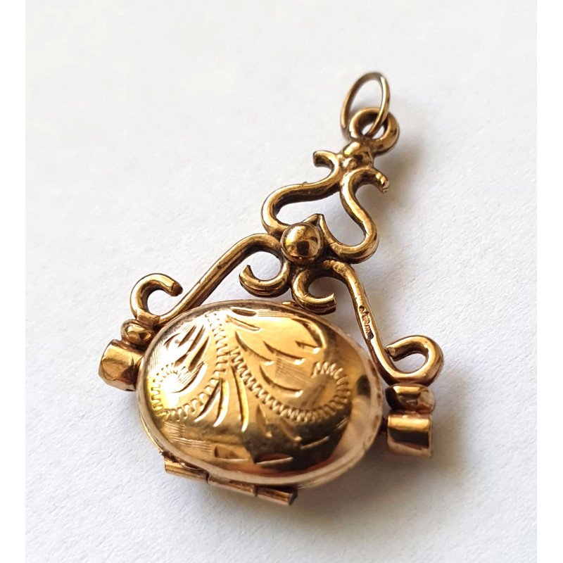 Antique gold locket pendant