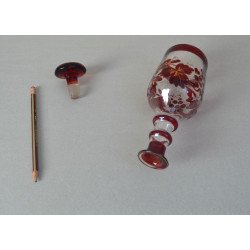 Vas de sticla cu dop stil Biedermeier sec 19