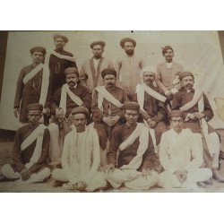 Fotografie veche grup de hindusi India cca 1880-1900