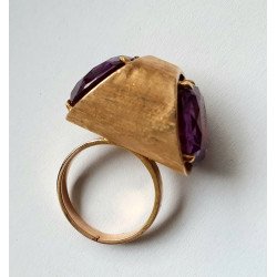 Modernist 18k gold ring with amethyst