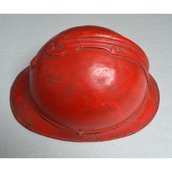 Cască Adrian din primul război mondial refolosită la pompieri
