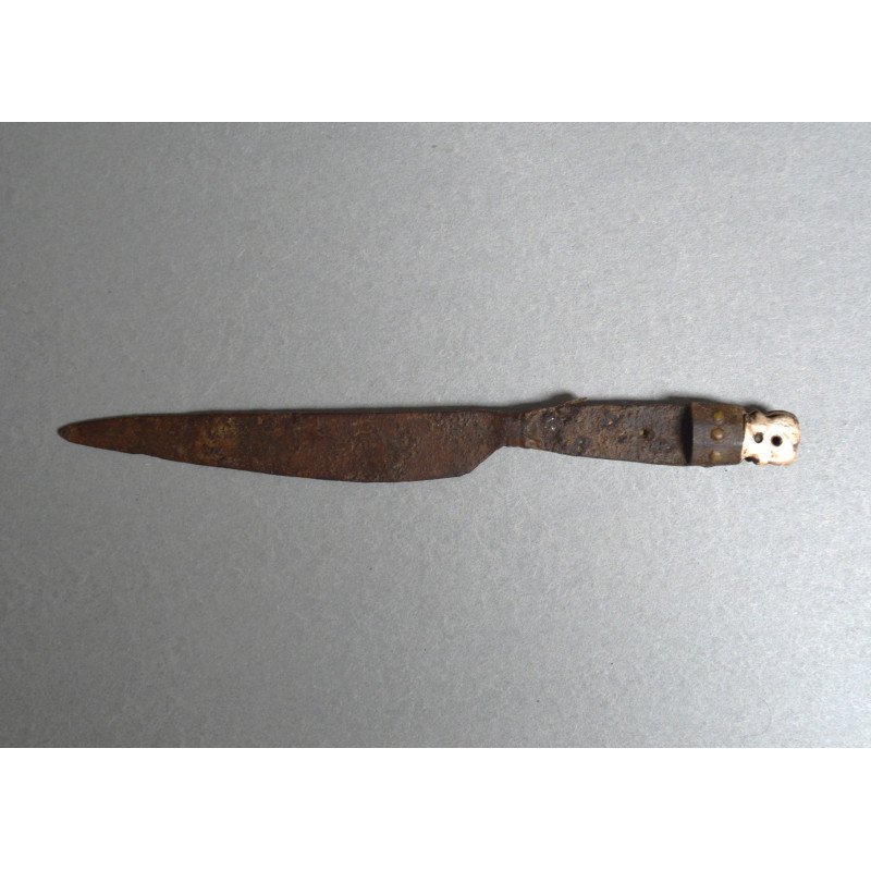 Cutit cu maner de sidef Serbia sec 17-18