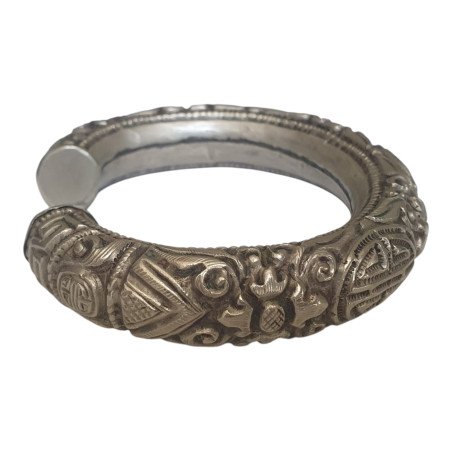 bratara veche tibetana